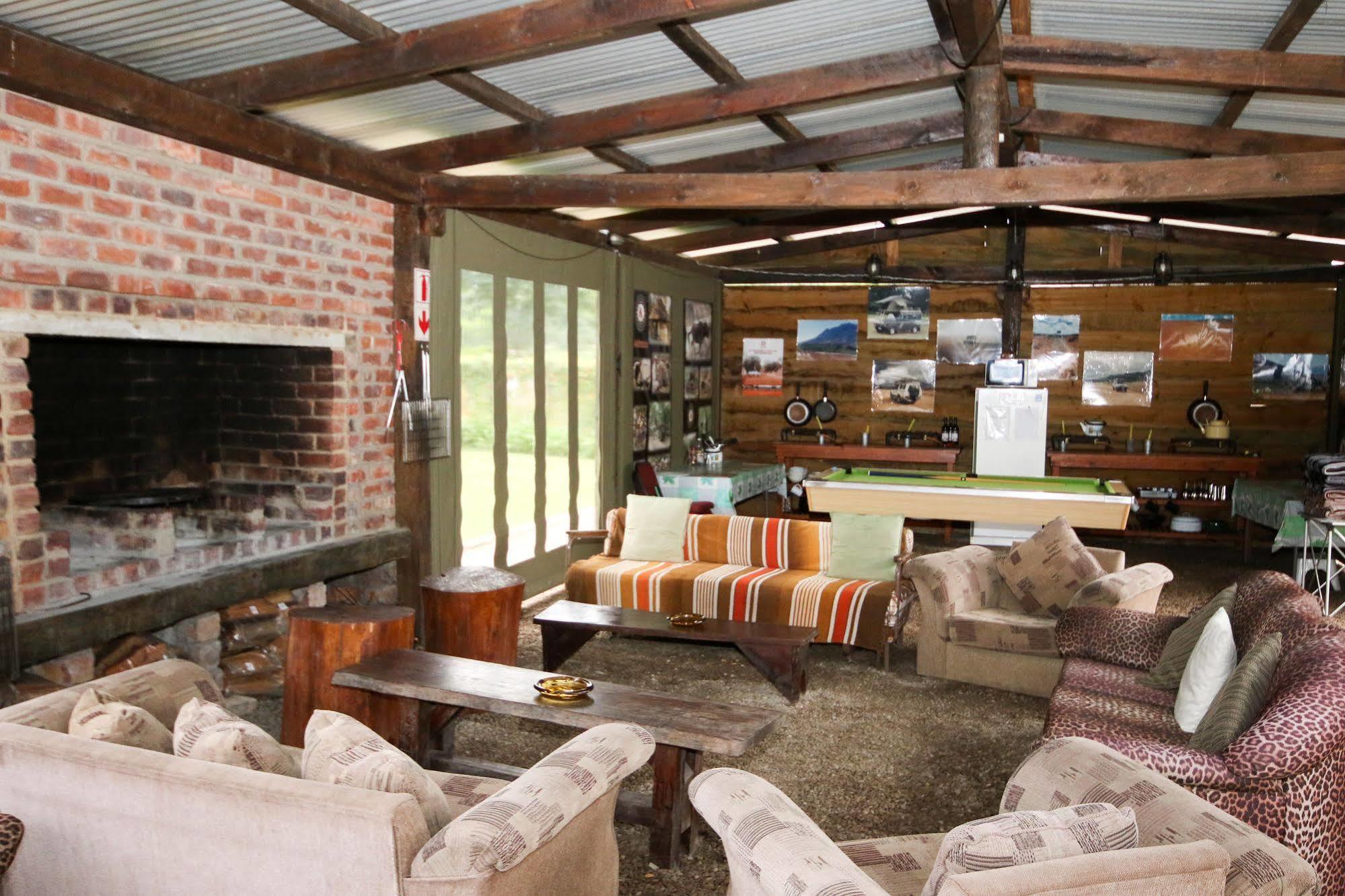 The Village Lodge Stormsrivier Eksteriør billede