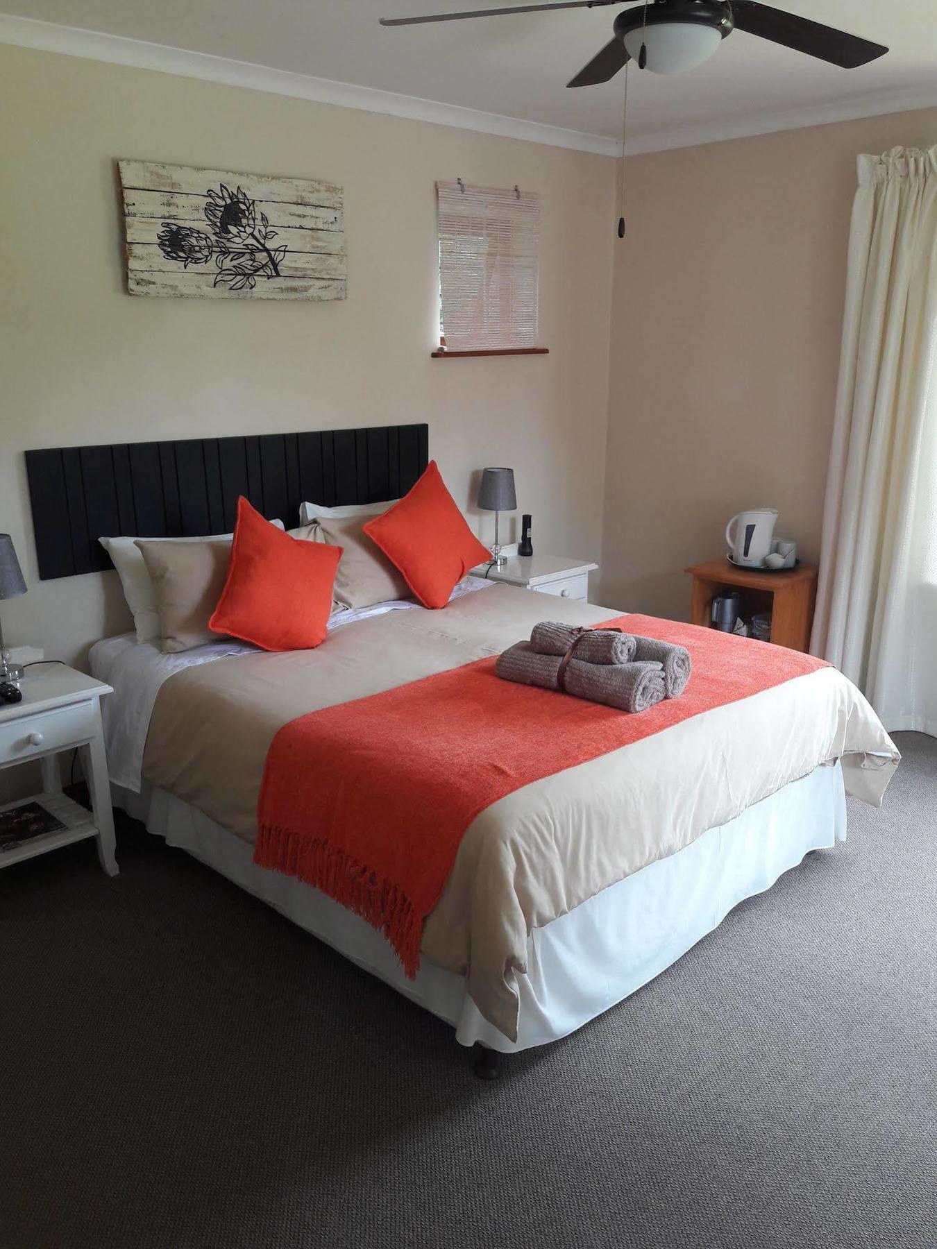 The Village Lodge Stormsrivier Eksteriør billede