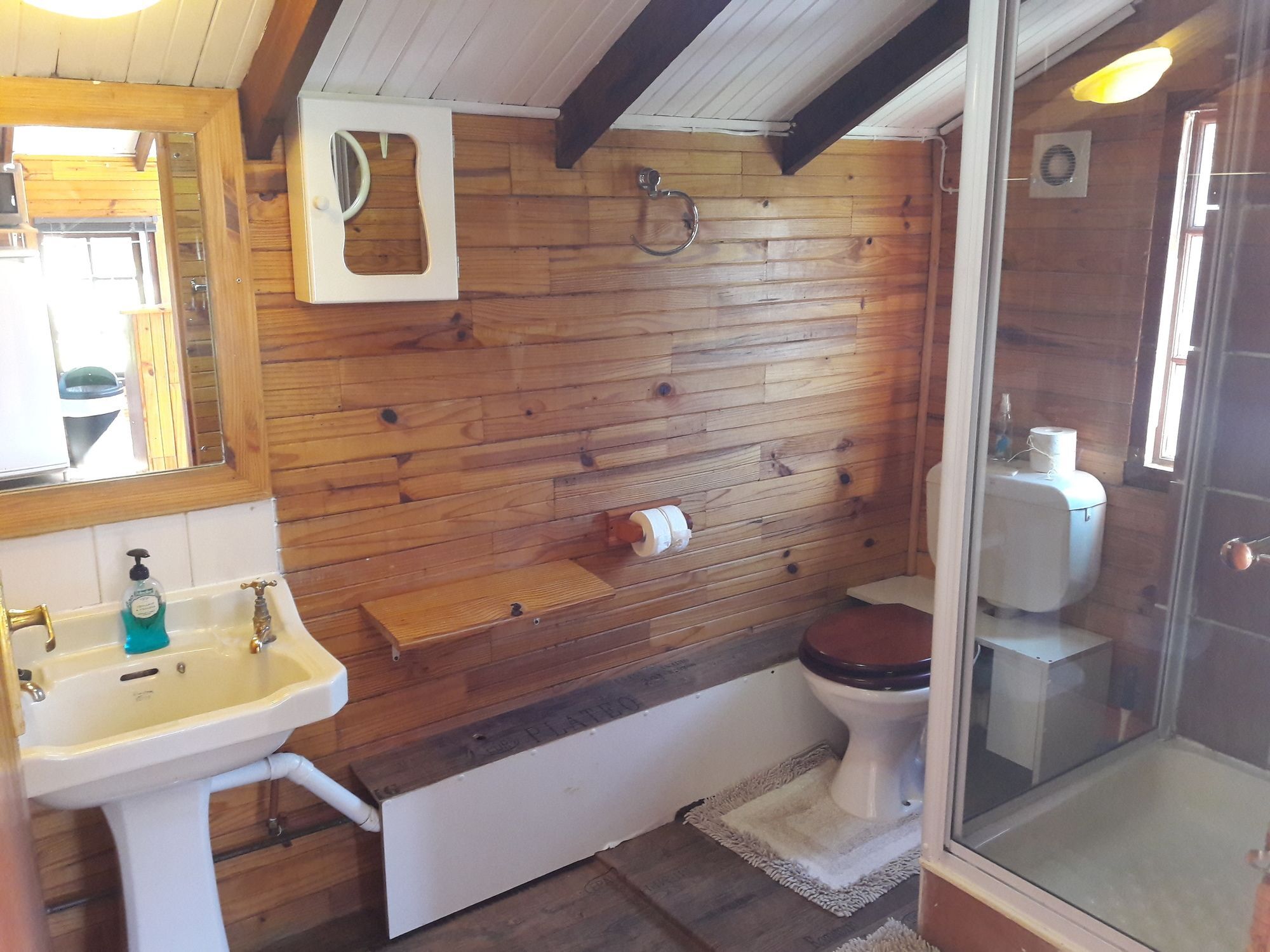 The Village Lodge Stormsrivier Eksteriør billede